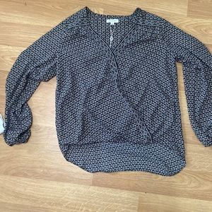 Patterned long sleeve blouse